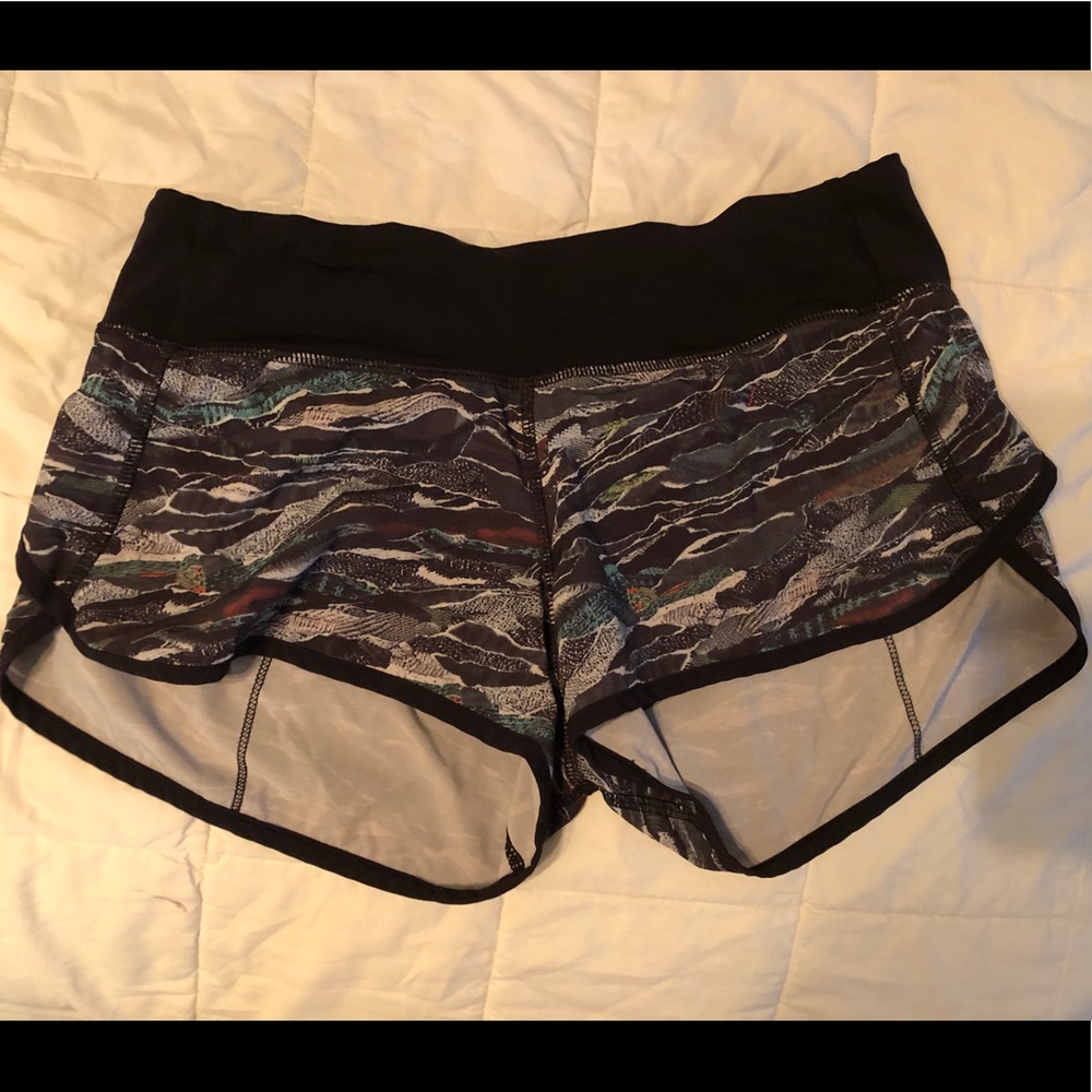 Lululemon Speed Shorts size 4